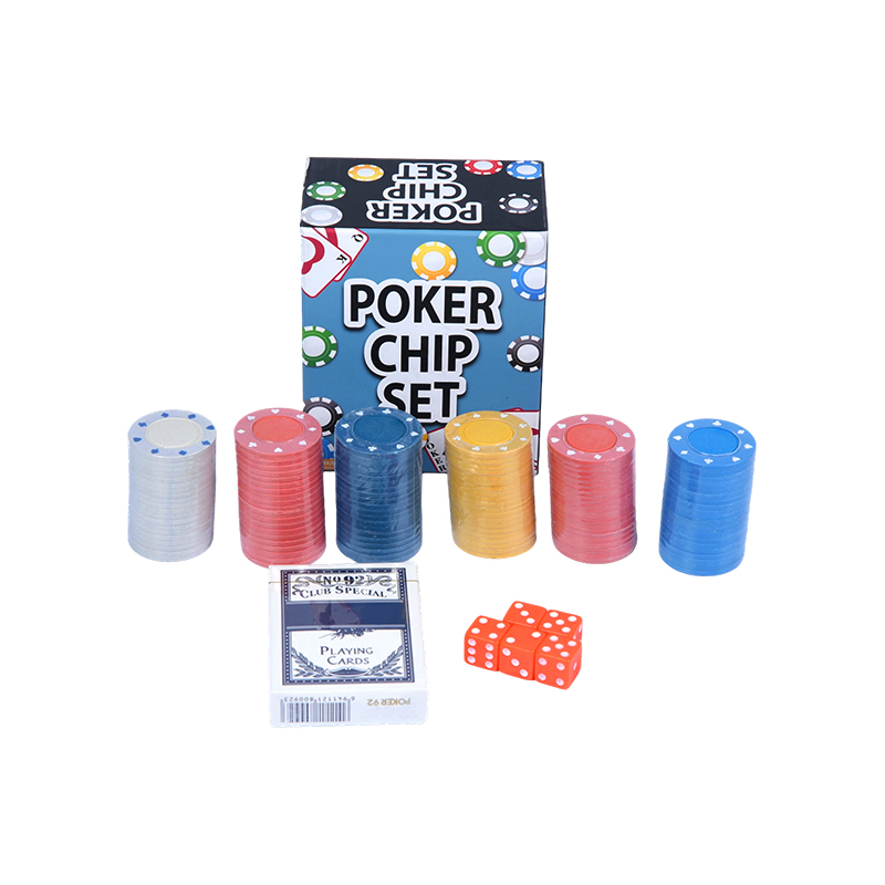 Komplet med farvede jetoner, spillekort og terningpokerchipsæt
