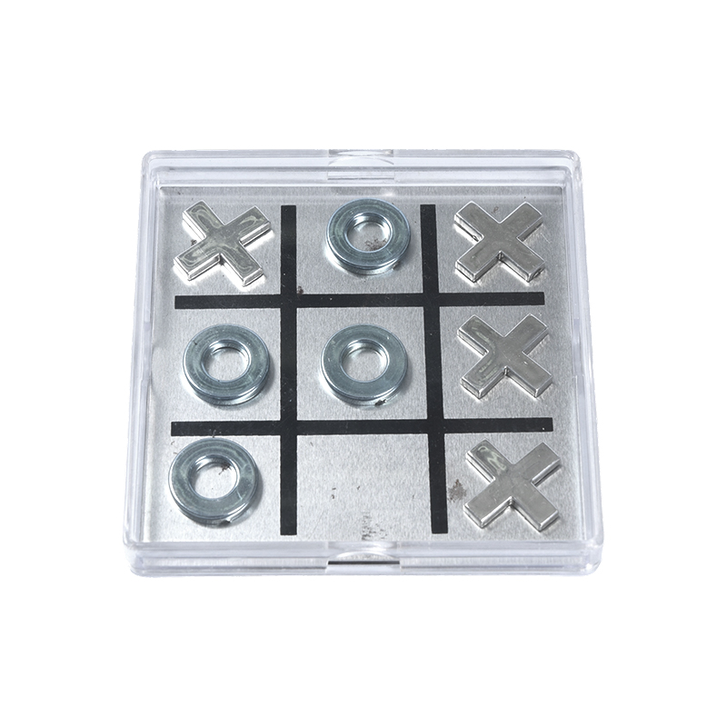 Magnetisk metal Tic-Tac-Toe sæt i klar akryl etui