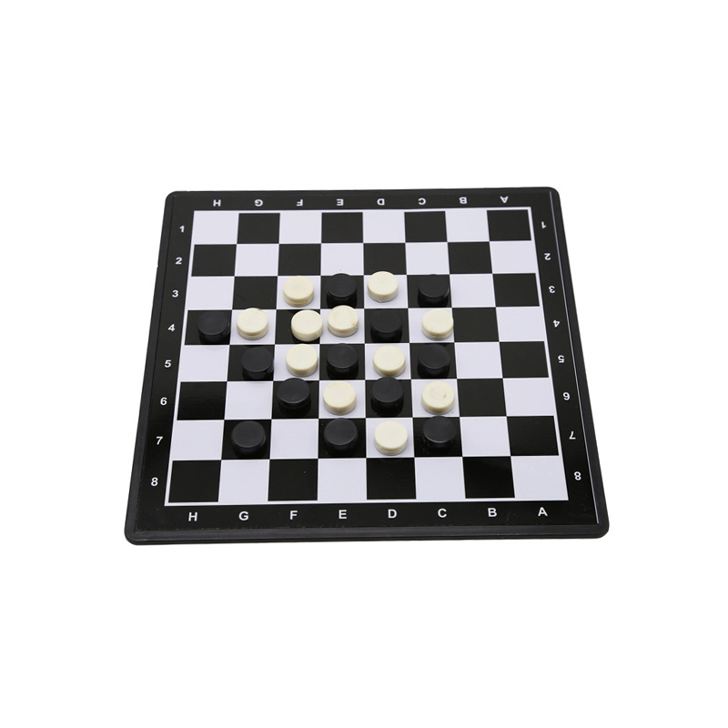 Klassisk flerspilssæt - kombination af skak, domino, poker og dam